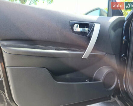 Черный Ниссан Кашкай, объемом двигателя 2 л и пробегом 240 тыс. км за 9700 $, фото 22 на Automoto.ua