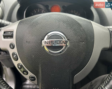 Черный Ниссан Кашкай, объемом двигателя 1.6 л и пробегом 212 тыс. км за 7499 $, фото 37 на Automoto.ua