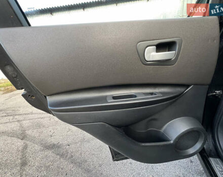 Черный Ниссан Кашкай, объемом двигателя 2 л и пробегом 164 тыс. км за 7300 $, фото 19 на Automoto.ua