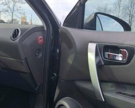 Чорний Ніссан Кашкай, об'ємом двигуна 1.46 л та пробігом 230 тис. км за 7700 $, фото 6 на Automoto.ua