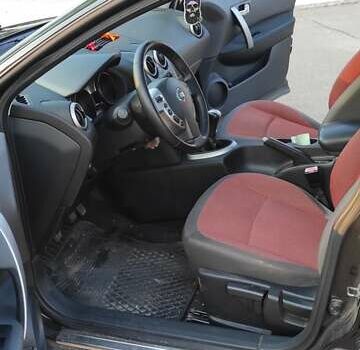 Черный Ниссан Кашкай, объемом двигателя 1.6 л и пробегом 260 тыс. км за 8300 $, фото 5 на Automoto.ua