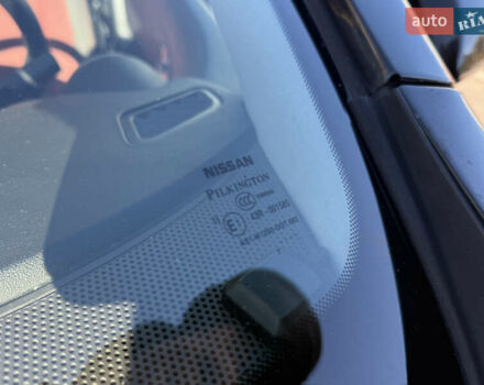 Черный Ниссан Кашкай, объемом двигателя 2 л и пробегом 248 тыс. км за 4690 $, фото 4 на Automoto.ua
