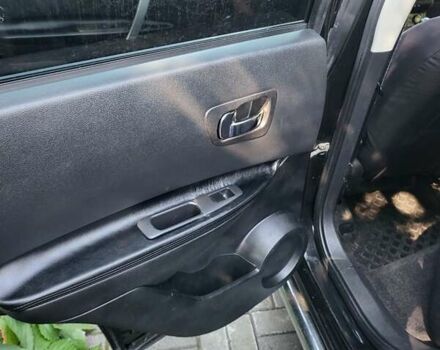 Черный Ниссан Кашкай, объемом двигателя 2 л и пробегом 360 тыс. км за 6400 $, фото 5 на Automoto.ua