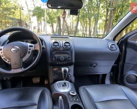 Черный Ниссан Кашкай, объемом двигателя 2 л и пробегом 187 тыс. км за 7500 $, фото 12 на Automoto.ua