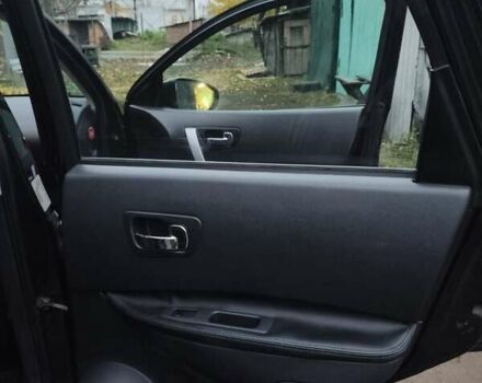 Черный Ниссан Кашкай, объемом двигателя 1.46 л и пробегом 200 тыс. км за 9000 $, фото 5 на Automoto.ua