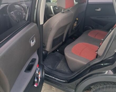 Черный Ниссан Кашкай, объемом двигателя 1.5 л и пробегом 250 тыс. км за 8900 $, фото 6 на Automoto.ua