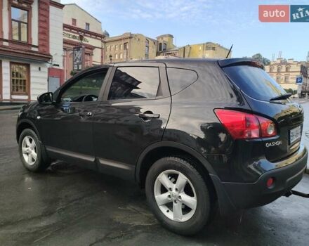 Черный Ниссан Кашкай, объемом двигателя 2 л и пробегом 177 тыс. км за 7400 $, фото 5 на Automoto.ua