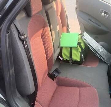 Черный Ниссан Кашкай, объемом двигателя 1.6 л и пробегом 260 тыс. км за 8300 $, фото 2 на Automoto.ua