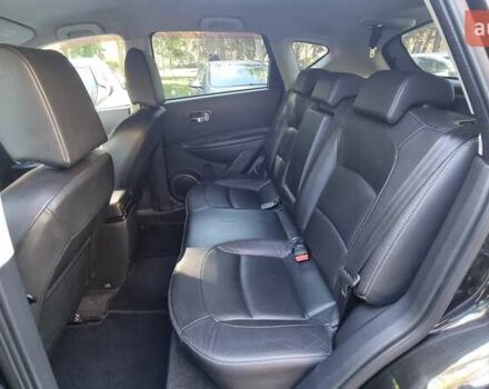 Черный Ниссан Кашкай, объемом двигателя 2 л и пробегом 187 тыс. км за 7500 $, фото 13 на Automoto.ua