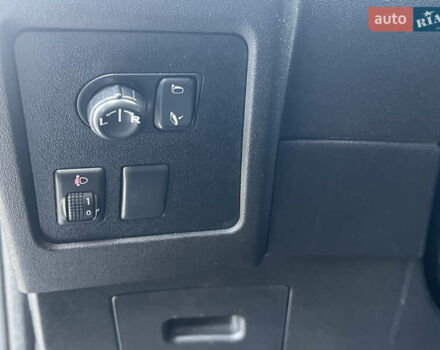 Черный Ниссан Кашкай, объемом двигателя 2 л и пробегом 164 тыс. км за 7300 $, фото 10 на Automoto.ua