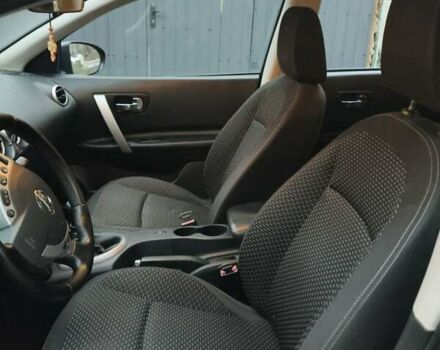 Черный Ниссан Кашкай, объемом двигателя 1.46 л и пробегом 200 тыс. км за 9000 $, фото 16 на Automoto.ua