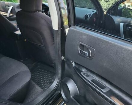 Черный Ниссан Кашкай, объемом двигателя 2 л и пробегом 360 тыс. км за 6400 $, фото 13 на Automoto.ua