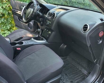 Черный Ниссан Кашкай, объемом двигателя 2 л и пробегом 360 тыс. км за 6400 $, фото 15 на Automoto.ua