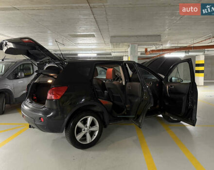 Черный Ниссан Кашкай, объемом двигателя 2 л и пробегом 248 тыс. км за 4690 $, фото 10 на Automoto.ua