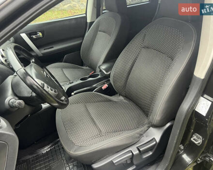 Черный Ниссан Кашкай, объемом двигателя 1.6 л и пробегом 212 тыс. км за 7499 $, фото 32 на Automoto.ua