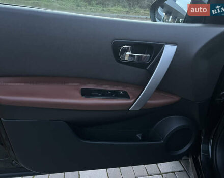 Чорний Ніссан Кашкай, об'ємом двигуна 2 л та пробігом 194 тис. км за 8500 $, фото 9 на Automoto.ua