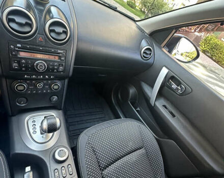 Черный Ниссан Кашкай, объемом двигателя 2 л и пробегом 166 тыс. км за 8900 $, фото 17 на Automoto.ua