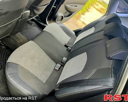 Черный Ниссан Кашкай, объемом двигателя 2 л и пробегом 185 тыс. км за 7499 $, фото 7 на Automoto.ua