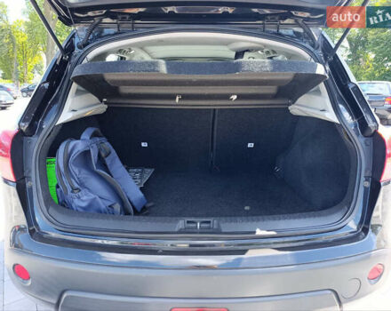 Черный Ниссан Кашкай, объемом двигателя 2 л и пробегом 240 тыс. км за 9700 $, фото 14 на Automoto.ua