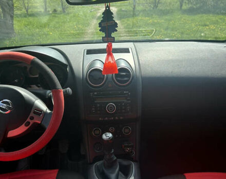 Черный Ниссан Кашкай, объемом двигателя 1.5 л и пробегом 200 тыс. км за 8100 $, фото 10 на Automoto.ua