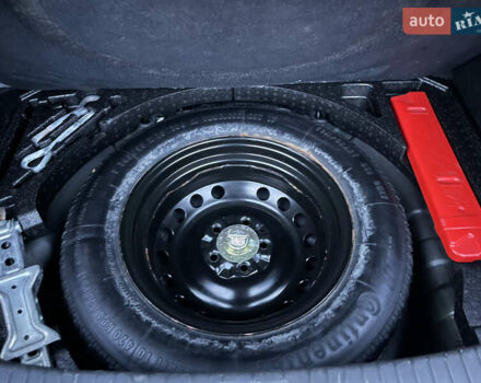 Чорний Ніссан Кашкай, об'ємом двигуна 2 л та пробігом 194 тис. км за 8500 $, фото 12 на Automoto.ua
