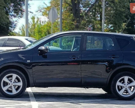 Черный Ниссан Кашкай, объемом двигателя 2 л и пробегом 240 тыс. км за 9700 $, фото 1 на Automoto.ua