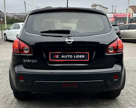 Чорний Ніссан Кашкай, об'ємом двигуна 2 л та пробігом 215 тис. км за 8300 $, фото 4 на Automoto.ua