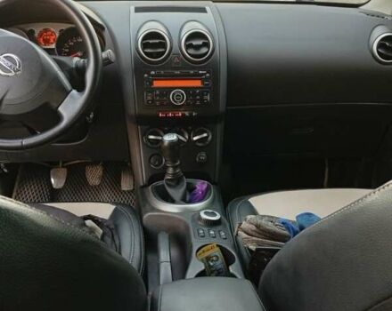 Черный Ниссан Кашкай, объемом двигателя 2 л и пробегом 216 тыс. км за 7279 $, фото 4 на Automoto.ua
