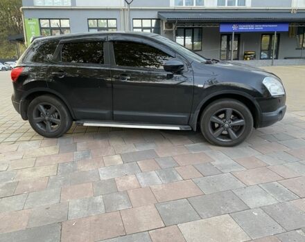 Черный Ниссан Кашкай, объемом двигателя 2 л и пробегом 190 тыс. км за 8200 $, фото 2 на Automoto.ua
