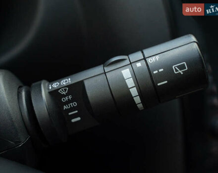 Черный Ниссан Кашкай, объемом двигателя 2 л и пробегом 175 тыс. км за 8400 $, фото 21 на Automoto.ua