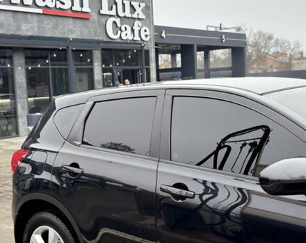 Черный Ниссан Кашкай, объемом двигателя 2 л и пробегом 150 тыс. км за 9200 $, фото 4 на Automoto.ua