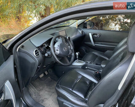 Черный Ниссан Кашкай, объемом двигателя 1.99 л и пробегом 196 тыс. км за 7000 $, фото 5 на Automoto.ua