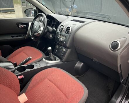 Черный Ниссан Кашкай, объемом двигателя 1.5 л и пробегом 240 тыс. км за 8000 $, фото 12 на Automoto.ua