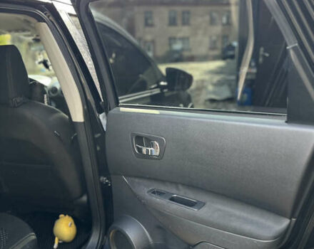 Черный Ниссан Кашкай, объемом двигателя 2 л и пробегом 192 тыс. км за 8920 $, фото 11 на Automoto.ua