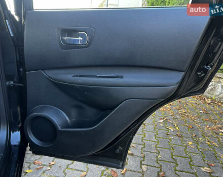 Черный Ниссан Кашкай, объемом двигателя 2 л и пробегом 202 тыс. км за 9500 $, фото 32 на Automoto.ua