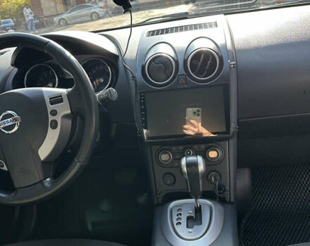 Черный Ниссан Кашкай, объемом двигателя 2 л и пробегом 192 тыс. км за 8920 $, фото 7 на Automoto.ua