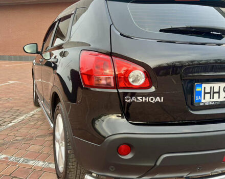 Черный Ниссан Кашкай, объемом двигателя 2 л и пробегом 127 тыс. км за 8700 $, фото 35 на Automoto.ua