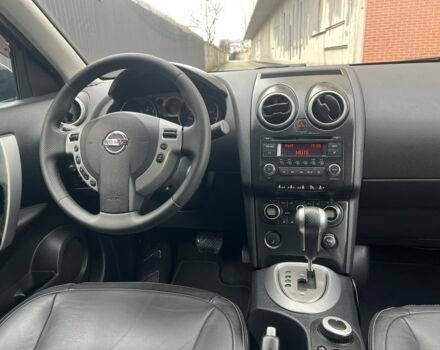 Черный Ниссан Кашкай, объемом двигателя 2 л и пробегом 127 тыс. км за 8700 $, фото 19 на Automoto.ua