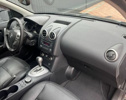 Черный Ниссан Кашкай, объемом двигателя 2 л и пробегом 127 тыс. км за 8700 $, фото 15 на Automoto.ua