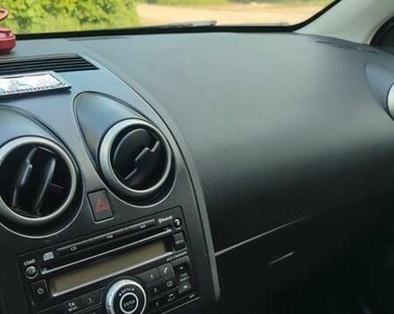 Черный Ниссан Кашкай, объемом двигателя 2 л и пробегом 228 тыс. км за 9200 $, фото 5 на Automoto.ua