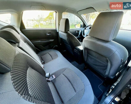 Черный Ниссан Кашкай, объемом двигателя 2 л и пробегом 202 тыс. км за 9500 $, фото 33 на Automoto.ua