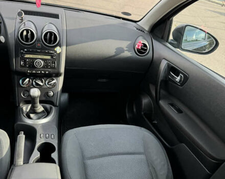 Чорний Ніссан Кашкай, об'ємом двигуна 1.6 л та пробігом 238 тис. км за 7800 $, фото 24 на Automoto.ua