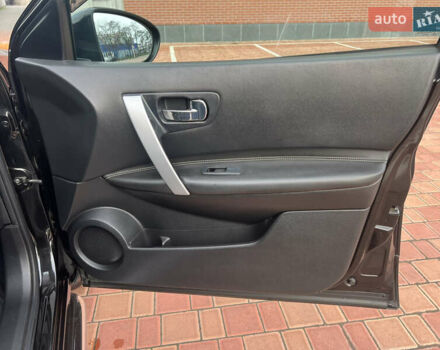 Черный Ниссан Кашкай, объемом двигателя 2 л и пробегом 127 тыс. км за 8700 $, фото 53 на Automoto.ua