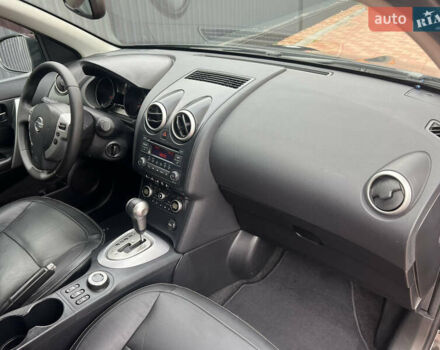 Черный Ниссан Кашкай, объемом двигателя 2 л и пробегом 127 тыс. км за 8700 $, фото 48 на Automoto.ua