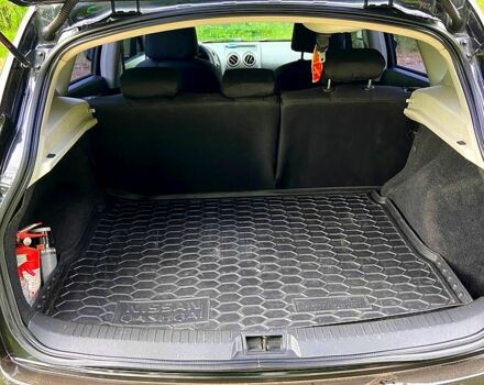 Черный Ниссан Кашкай, объемом двигателя 2 л и пробегом 190 тыс. км за 7900 $, фото 5 на Automoto.ua