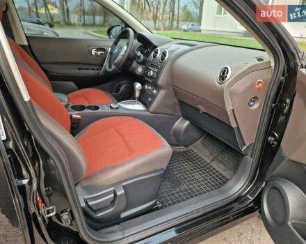 Черный Ниссан Кашкай, объемом двигателя 2 л и пробегом 65 тыс. км за 10400 $, фото 46 на Automoto.ua