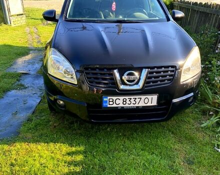 Черный Ниссан Кашкай, объемом двигателя 1.5 л и пробегом 230 тыс. км за 7700 $, фото 2 на Automoto.ua