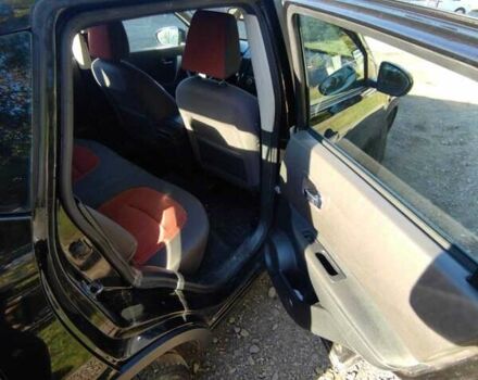 Чорний Ніссан Кашкай, об'ємом двигуна 2 л та пробігом 236 тис. км за 8000 $, фото 15 на Automoto.ua