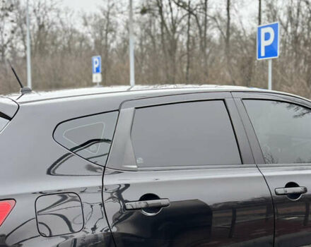 Черный Ниссан Кашкай, объемом двигателя 2 л и пробегом 150 тыс. км за 9200 $, фото 5 на Automoto.ua