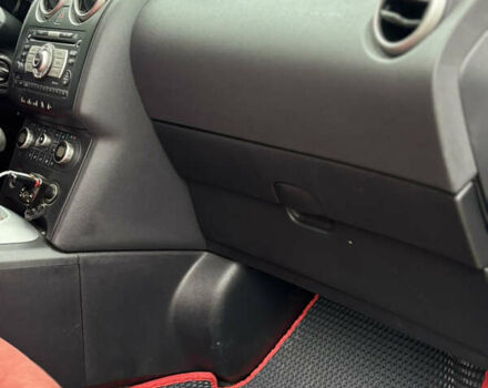 Черный Ниссан Кашкай, объемом двигателя 2 л и пробегом 150 тыс. км за 9200 $, фото 33 на Automoto.ua